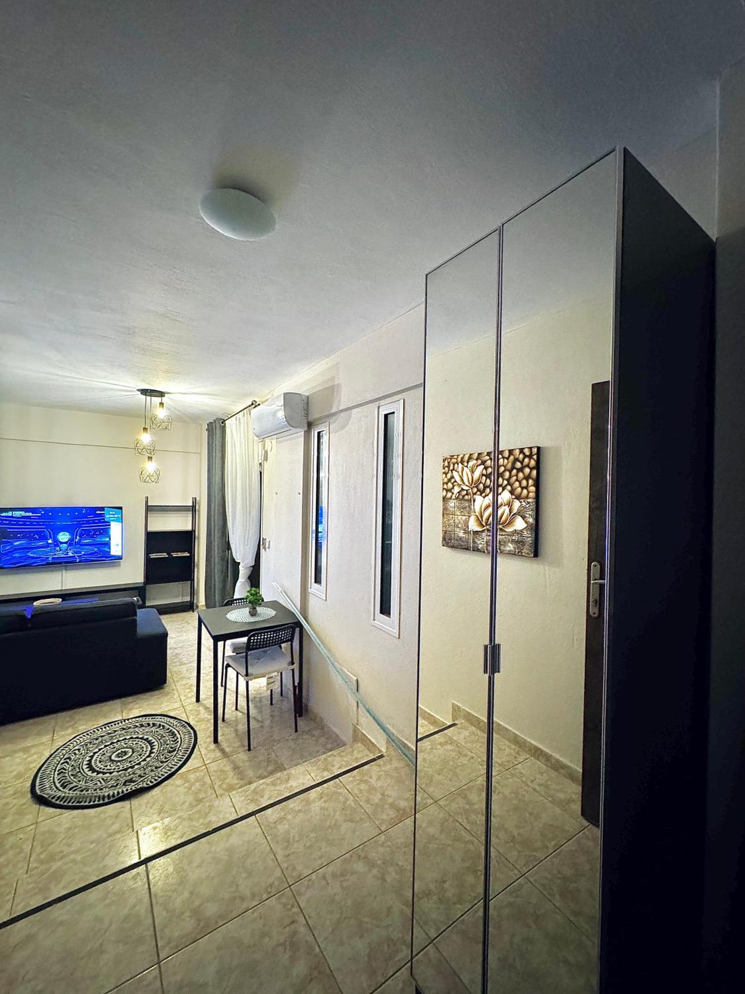 Hotel Sun Sight Пефкохори Екстериор снимка